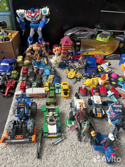 Игрушки для мальчика