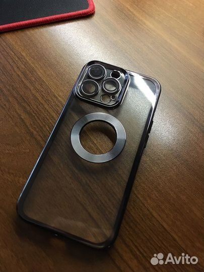 Чехол на iPhone 13 pro