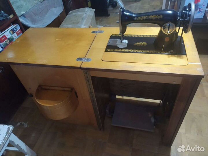 Швейная машина Подольск