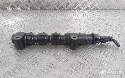 Топливная рампа дизельная volvo V70 3 (DEA34BB01)