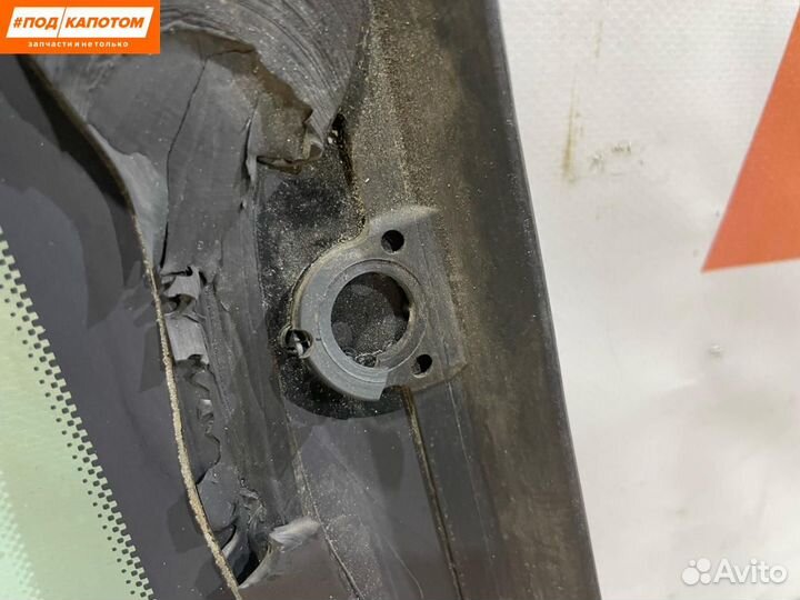 Стекло кузовное заднее левое Citroen C4 рест. 2008