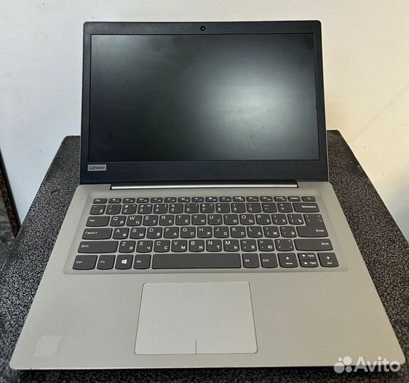 Ноутбук Lenovo