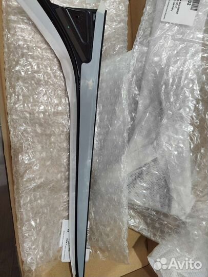 565071601-Дефлекторы заднего спойлера