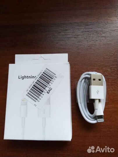 USB кабель для смартфона