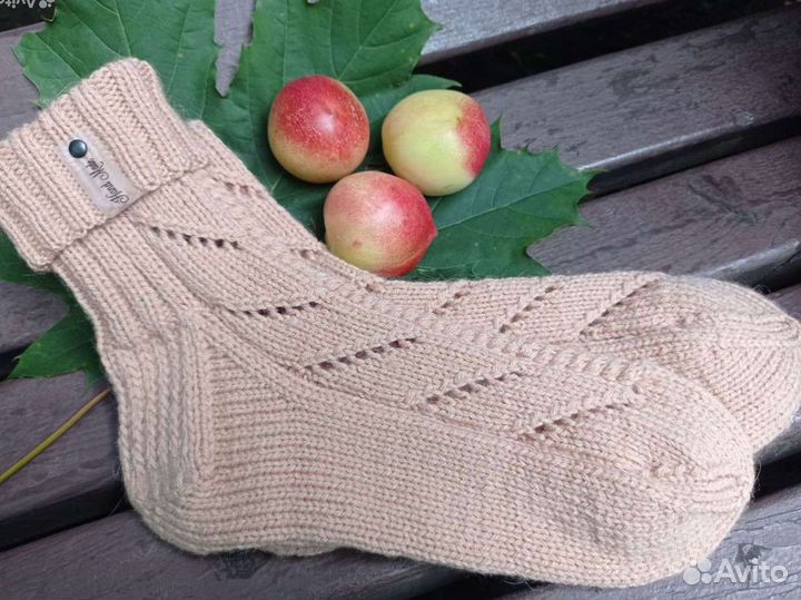 Носки женские ручной работы