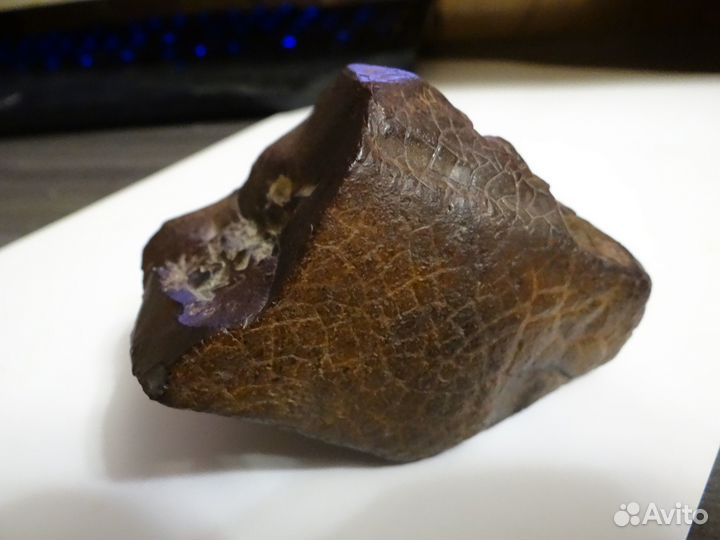 Продам камень похожий на метеорит