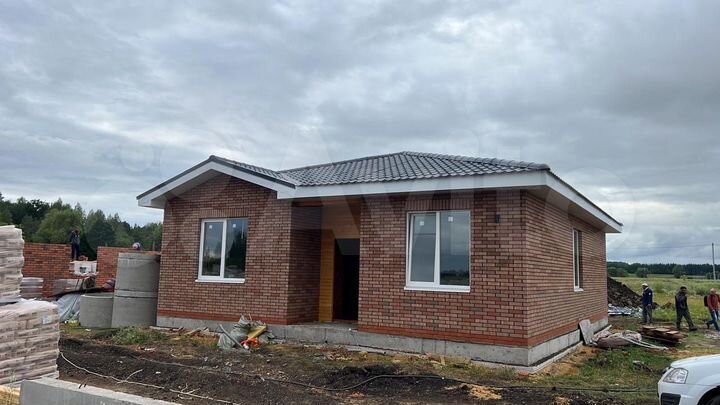 Коттедж 107 м² на участке 10 сот.