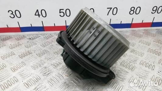 Моторчик печки toyota avensis T25 (6BR08KK01)