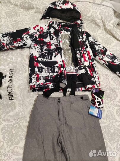 Костюм горнолыжный