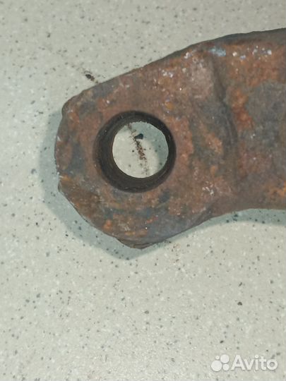 Поворотный кулак пер. левый Peugeot 206