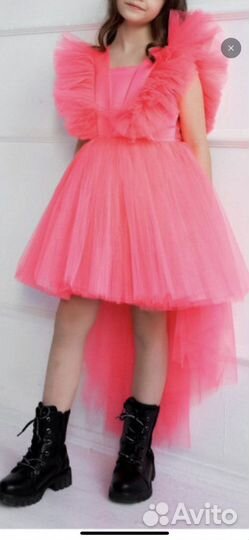 Платье праздничное