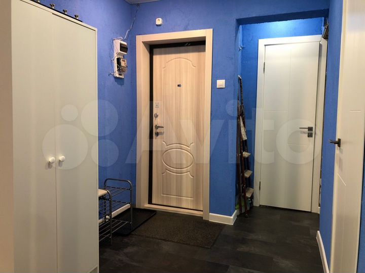 2-к. квартира, 42 м², 1/5 эт.