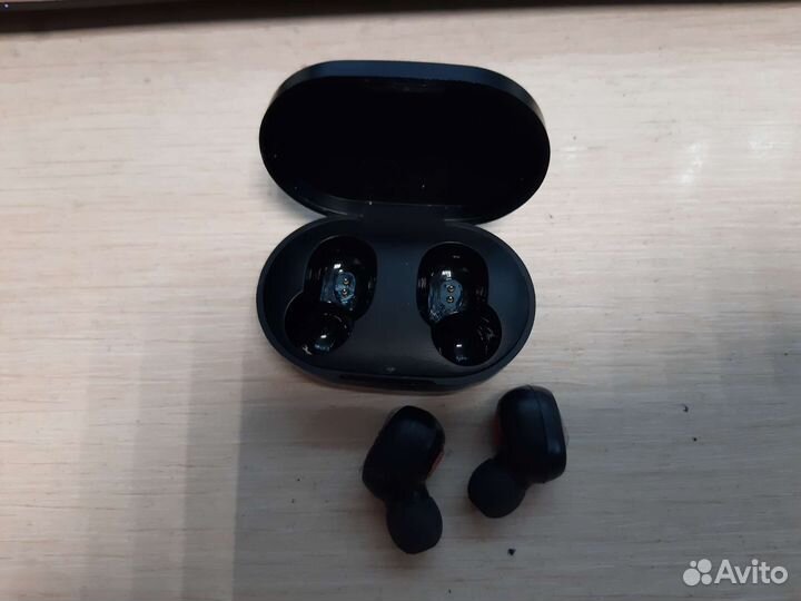 Беспроводные наушники xiaomi