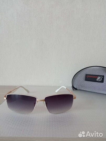 Очки от солнца женские