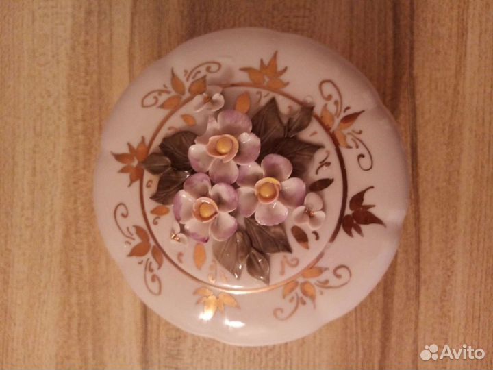 Шкатулка, фарфор