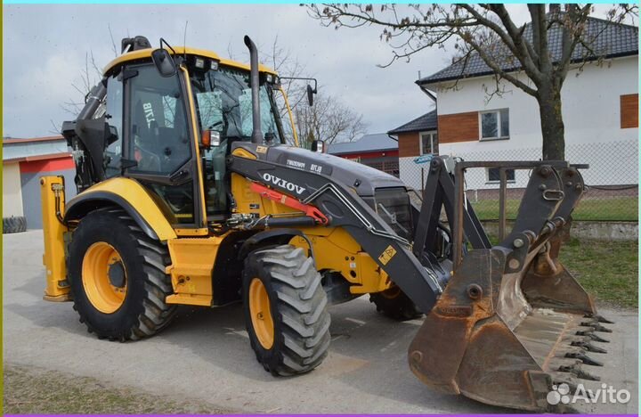 Заднее стекло на экскаватор Volvo BL61 BL71