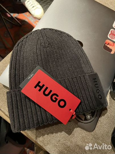 Шапка Hugo серая