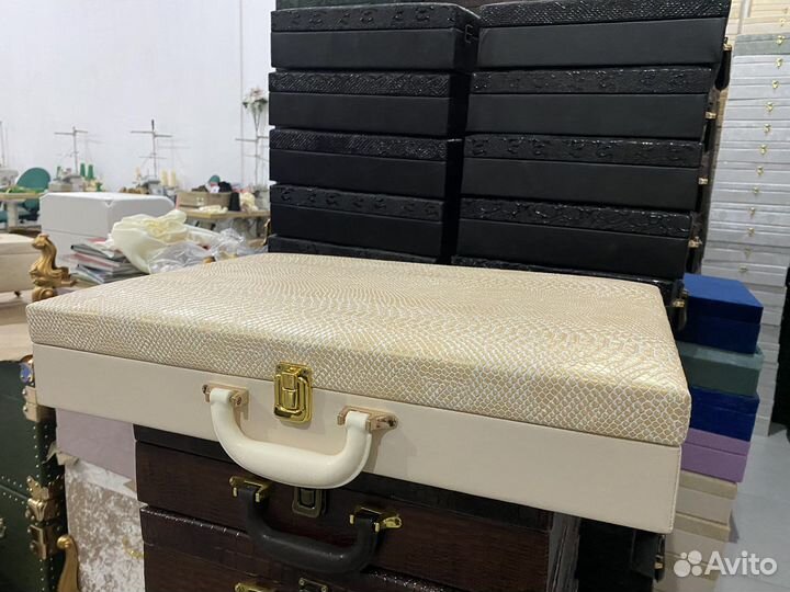 Шкатулки коробки для скатерти пледа