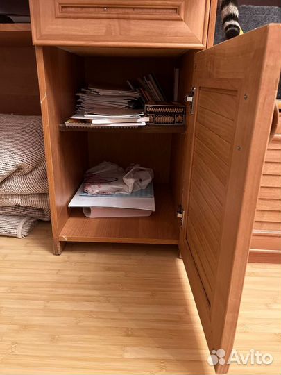 Письменный стол