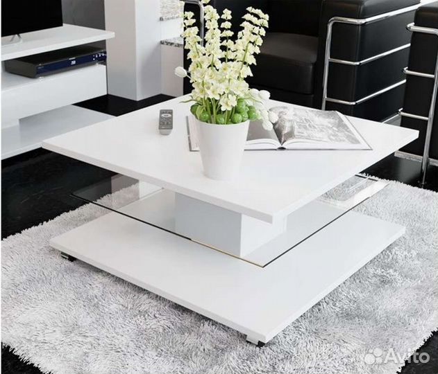 Журнальный столик