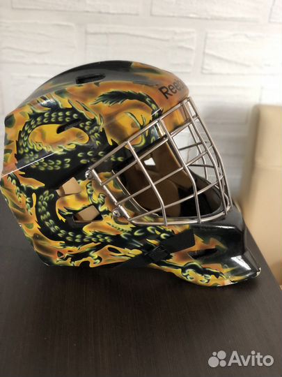 Вратарский шлем