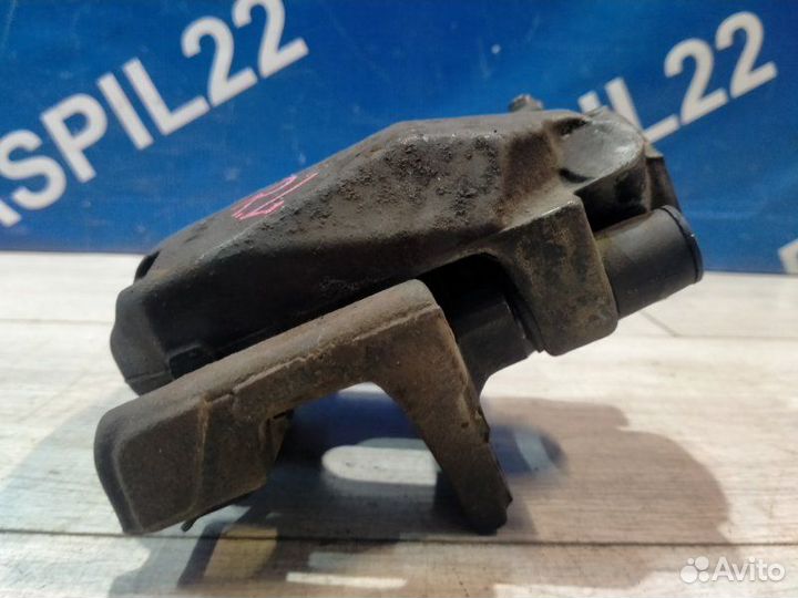 Суппорт задний левый Bmw 528I E39 M52 01/1999