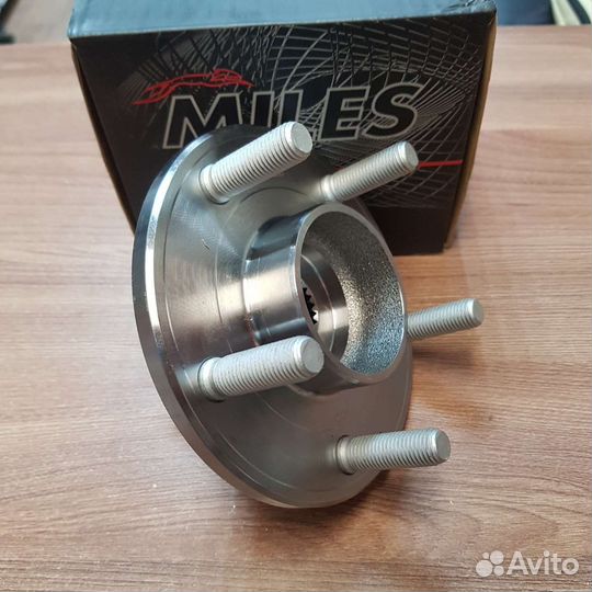 Ступица передняя Ford Focus 3