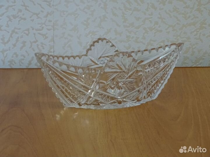 Хрустальная ваза 