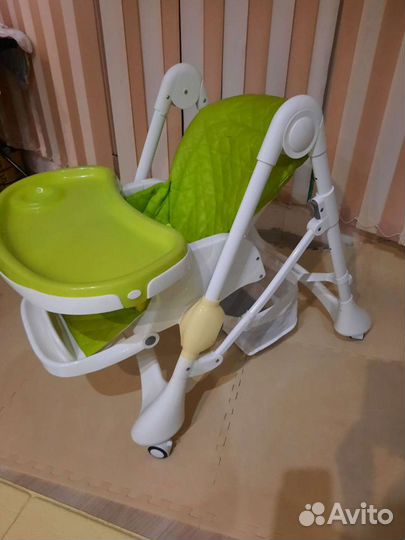 Стульчик для кормления nuovita