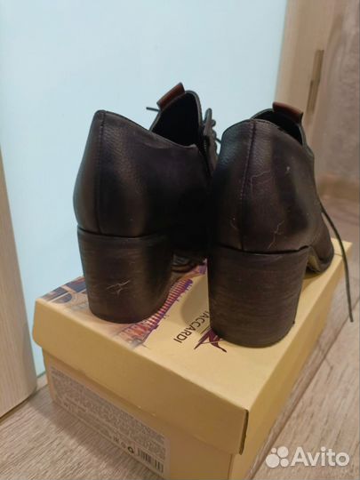 Ботинки женские