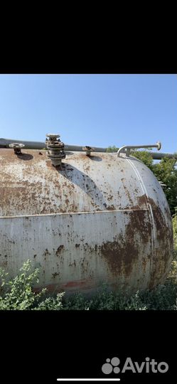 Цистерна, ёмкость, бочка