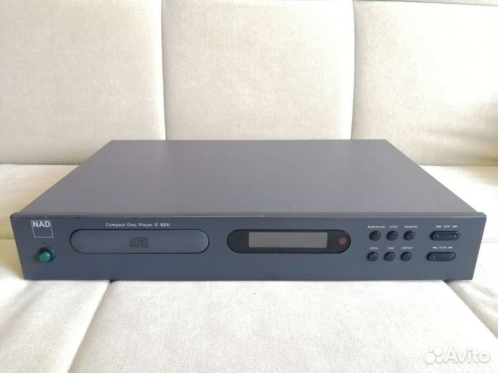 CD проигрыватель Nad C 521i
