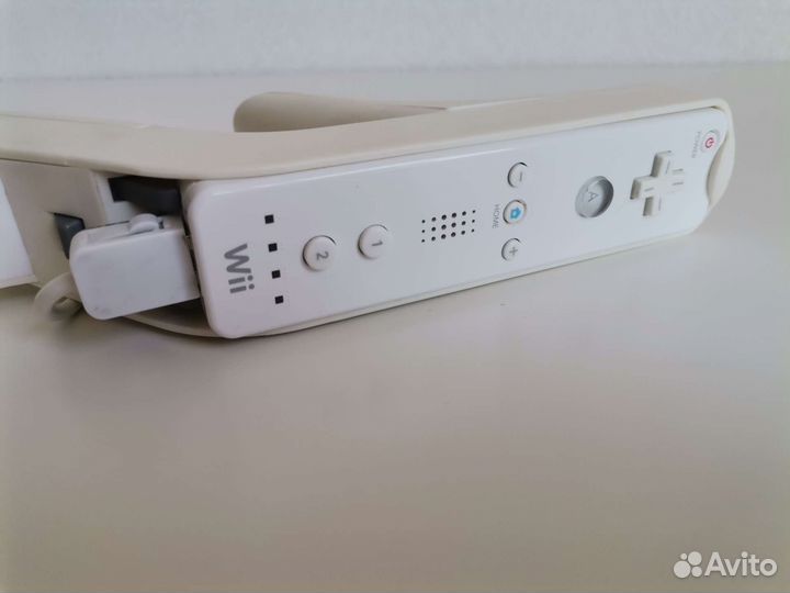 WiiRemote + Nunchuk+ Zapper