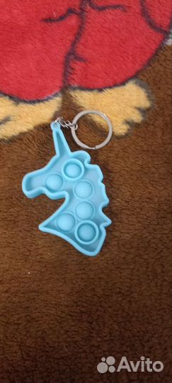 Брелок с единорогом поп ит