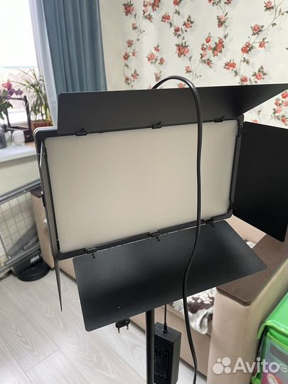 Свет для съемки видеосвет с штативом