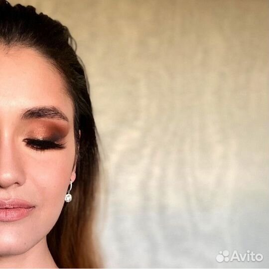 Макияж и прическа