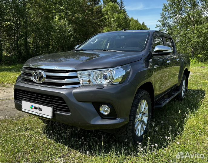Toyota Hilux 2.8 AT, 2015, 54 000 км