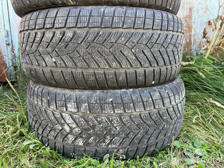 Goodyear UltraGrip Ice SUV Gen-1 235/55 R19 и 255/50 R19 107T