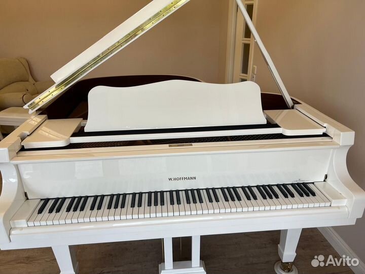 Рояль W. Hoffmann Vision V 158 белый