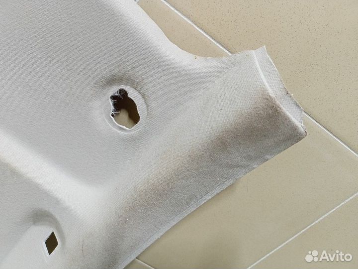 Обшивка потолка Aveo (T300) 2011