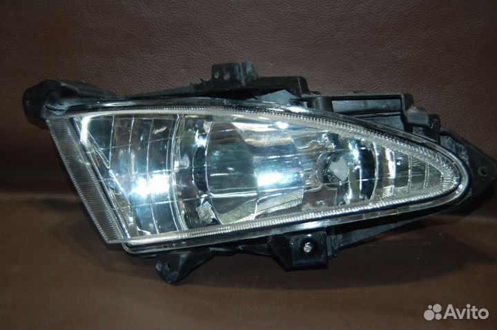 Фара противотуманная левая - Hyundai Elantra 4