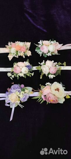 Браслеты и бутоньерки