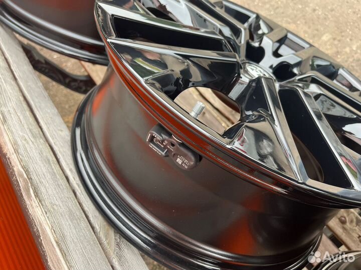 Оригинальные диски R19 от Toyota RAV4