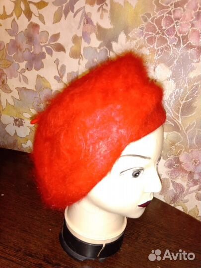 Женский берет ангора бу