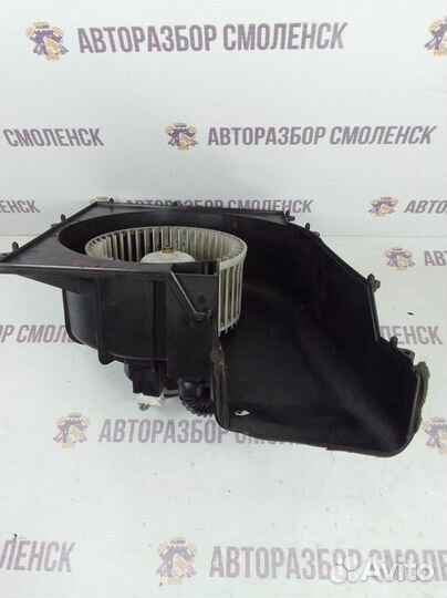 Моторчик отопителя Nissan Primera P12 (2001—2008)