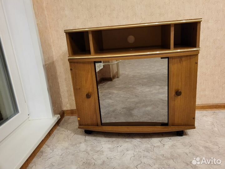 Тумба под тв