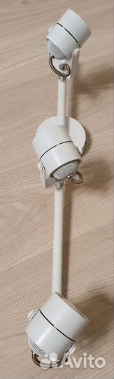 Продам стильный светильник белого цвета