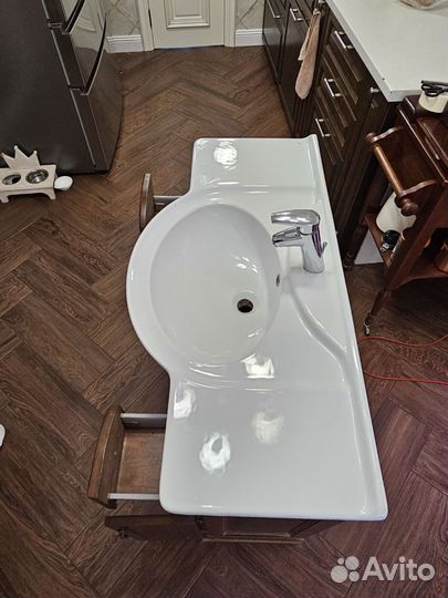 Тумба для ванной с раковиной