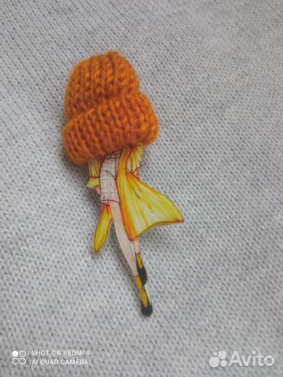 Брошь Значок Новый