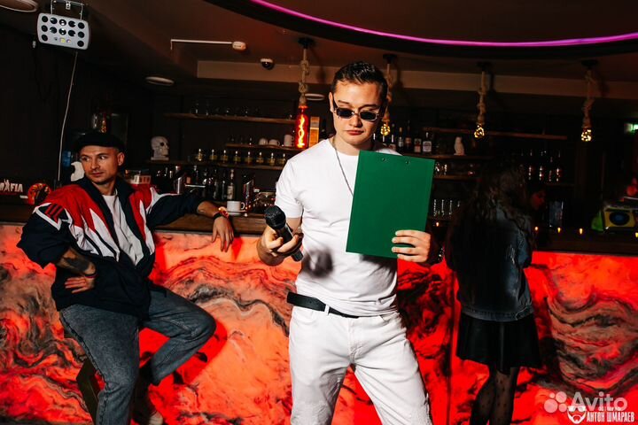 Ведущий, тамада,живая музыка